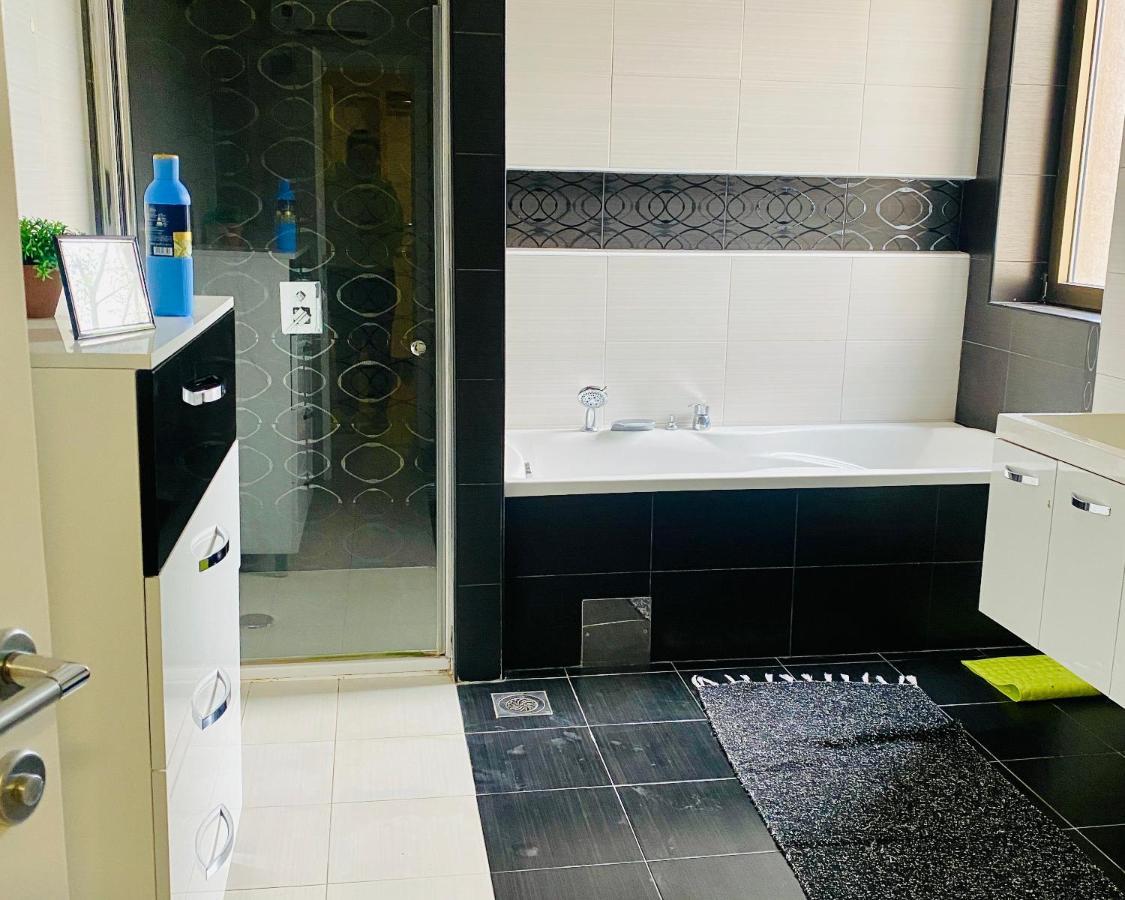Villa Sunny Side Apartment Skopje Dolno Solnje ภายนอก รูปภาพ
